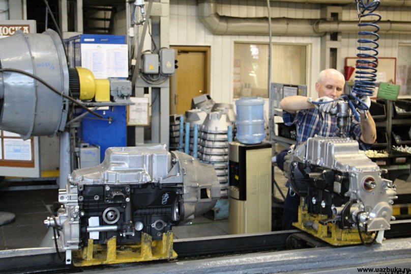 Заволжский моторный завод