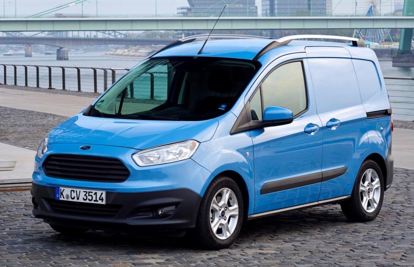 Ford Transit Courier 2014-