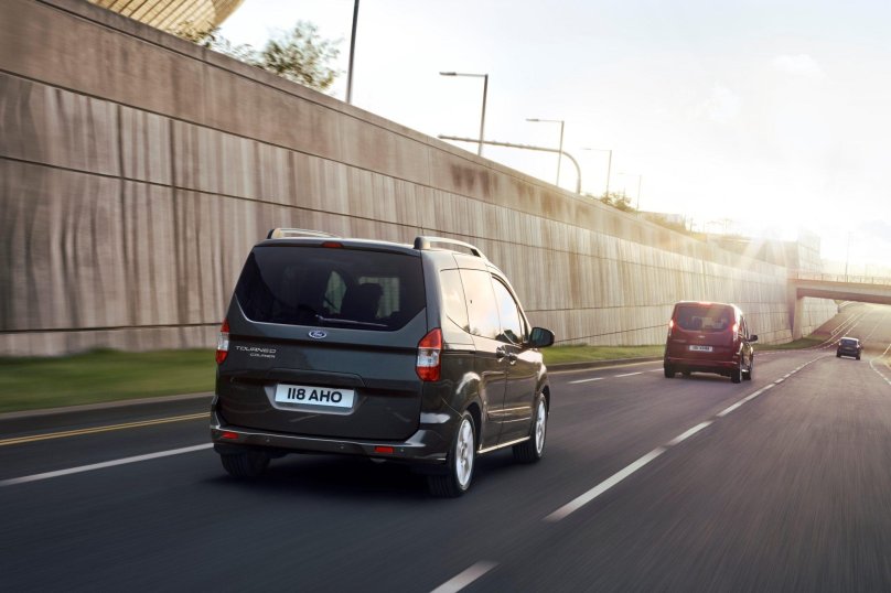 Ford Tourneo Courier 2022