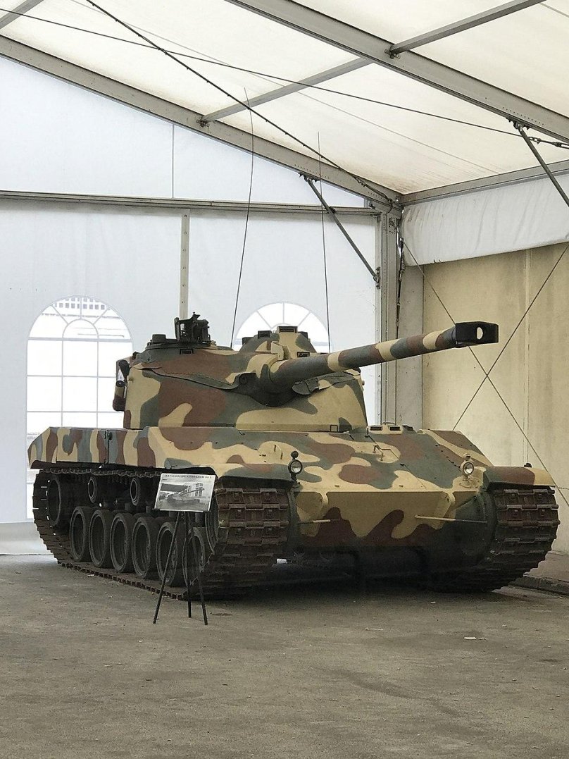 Танк bat Chatillon 25t