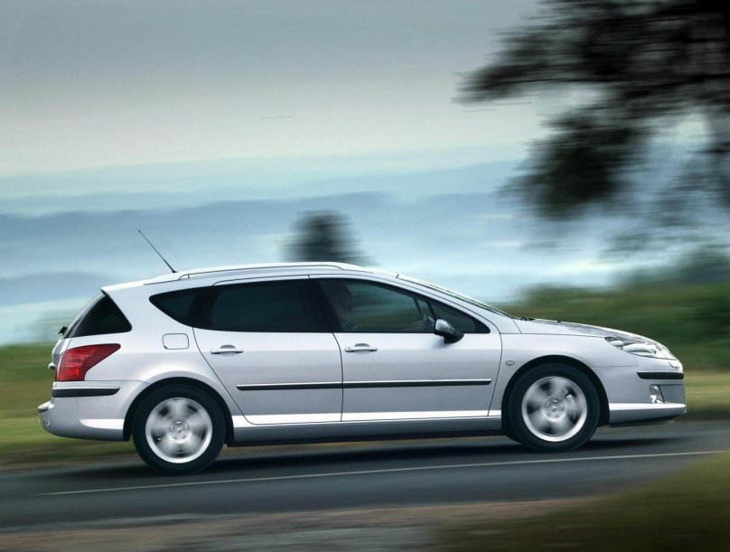 Пежо 407 SW универсал