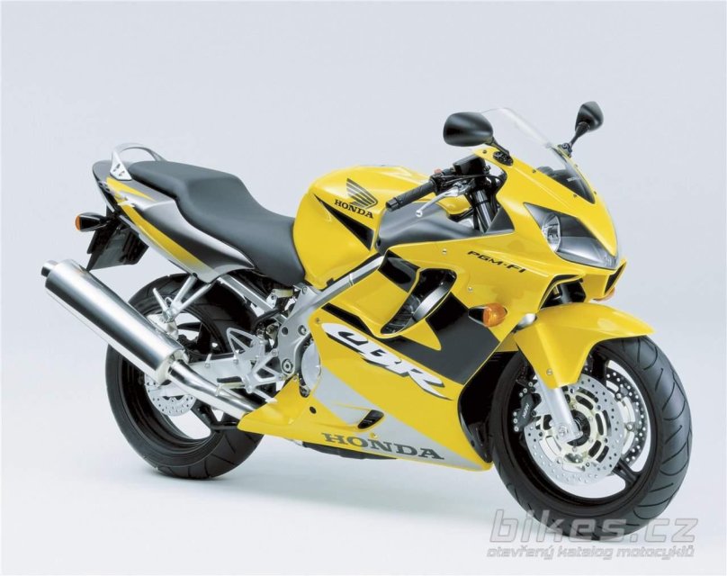 Мотоцикл Honda CBR 600 f4