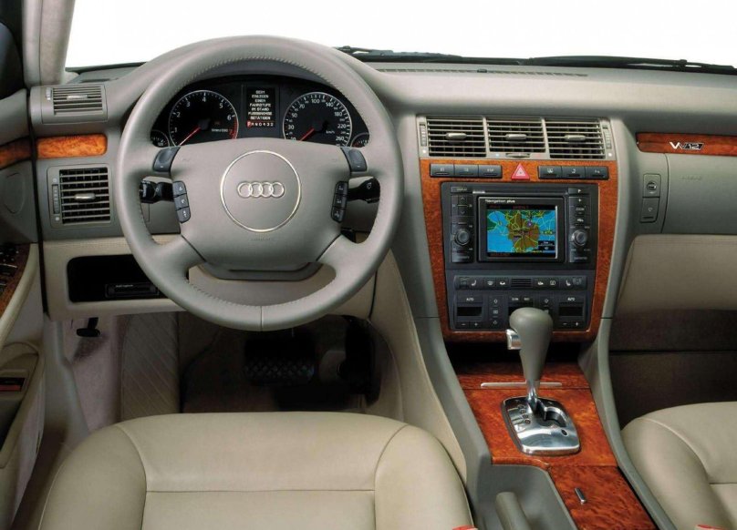 Audi a8 d2 Interior