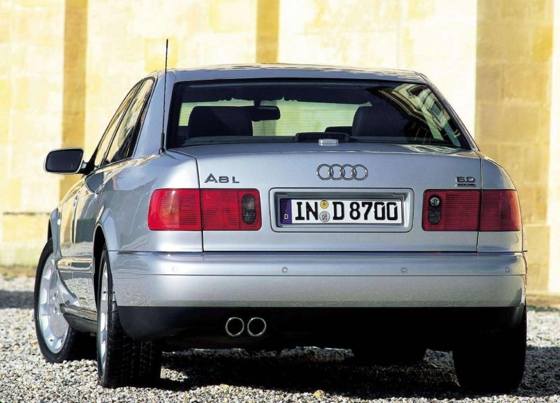 Audi a8 d2 2001