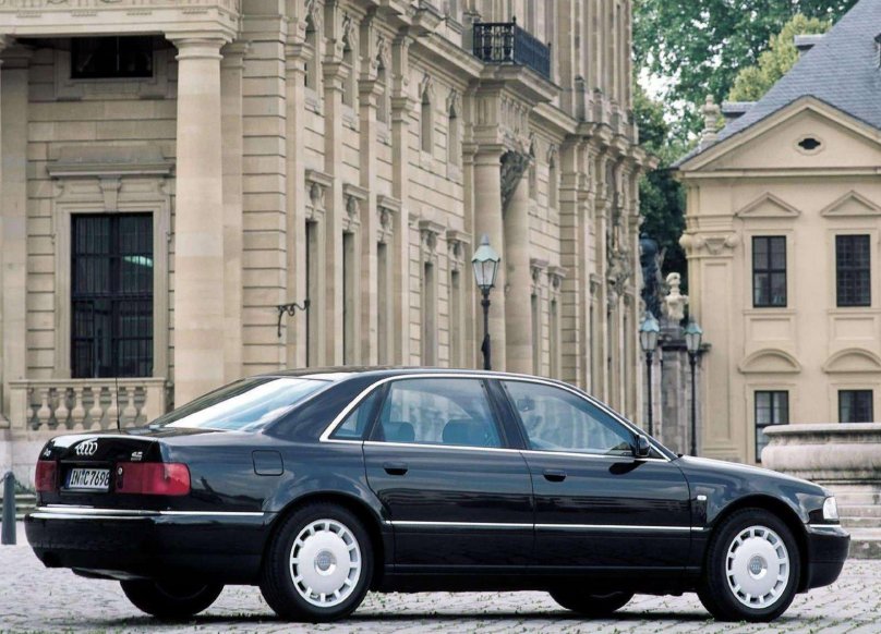 Audi a8 d2 2000
