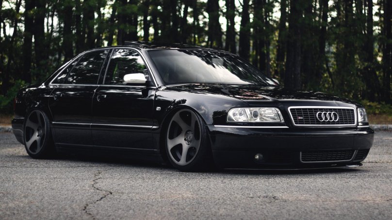 Audi s8 d2 stance