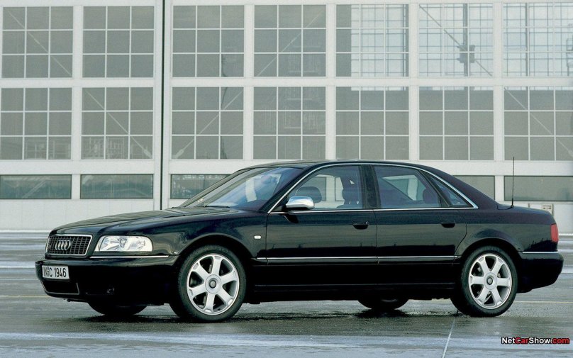 Audi a8 d2 2000
