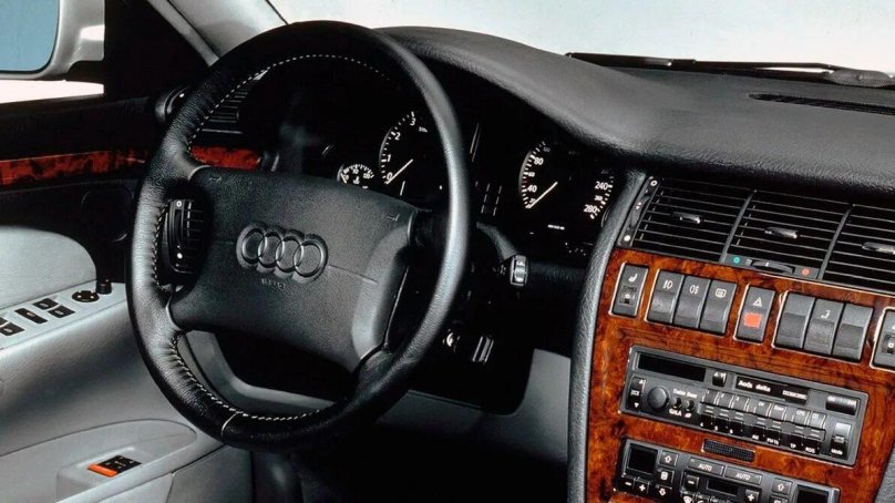 Audi a8 d2 1994