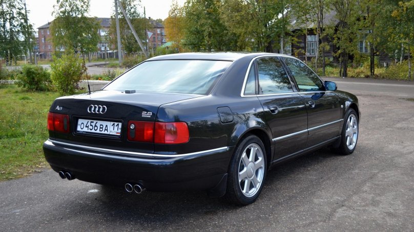 Audi s8 1998