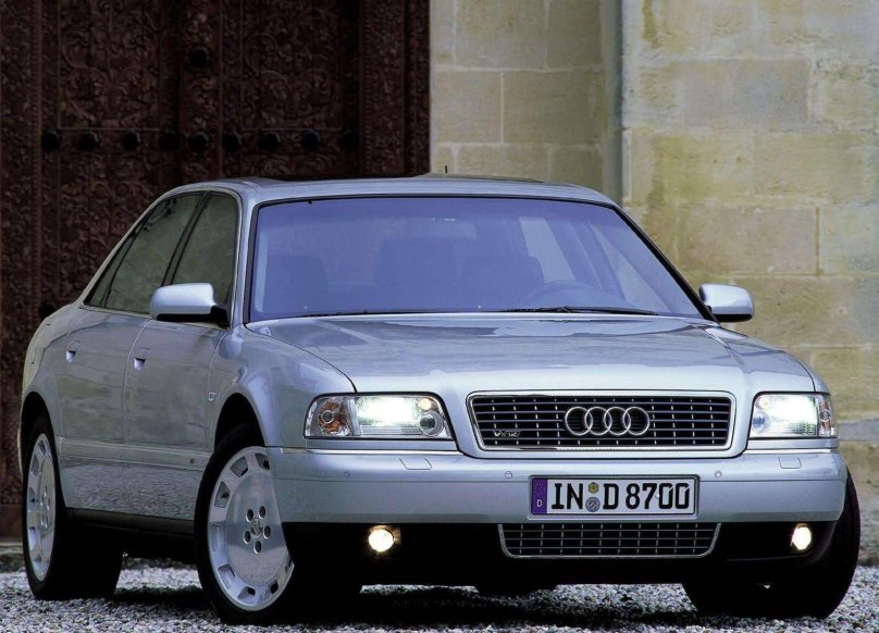 Audi a8 d2 w12