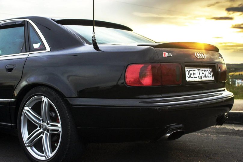 Audi s8 1998 4.2