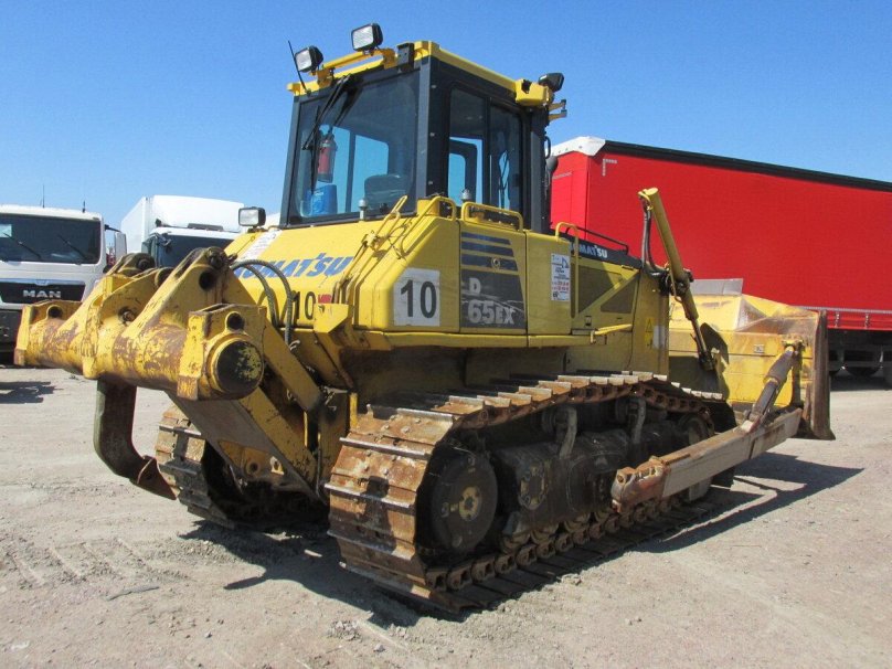 Бульдозер Beezone d16