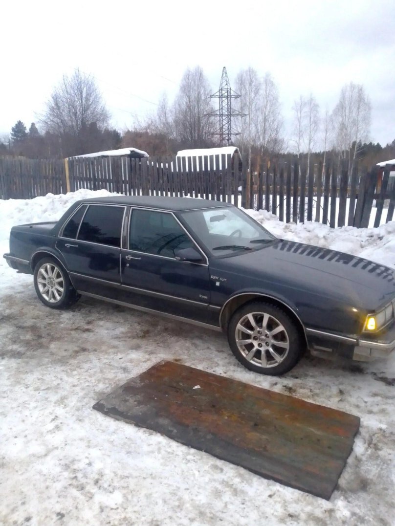 Oldsmobile Eighty-eight 3.8 at, 1989, 200 000 км