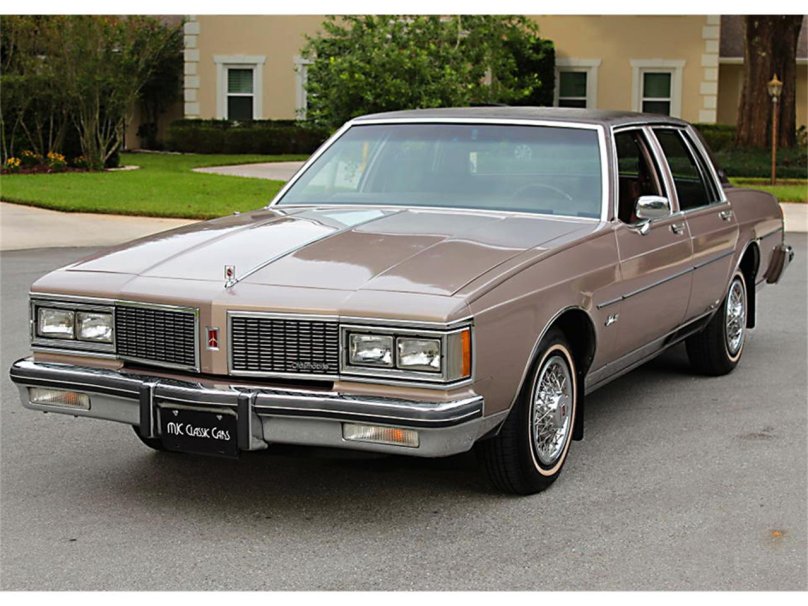 Oldsmobile 98 Royal Brougham