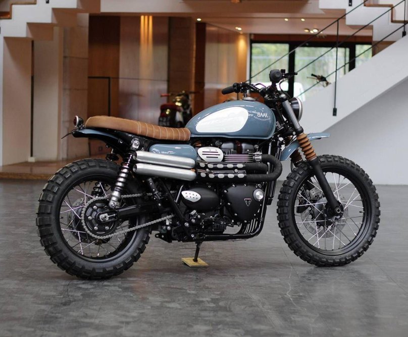 Мотоцикл Триумф стрит скремблер