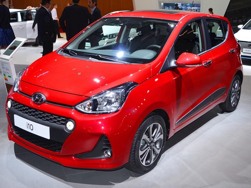 Машина Хундай q10