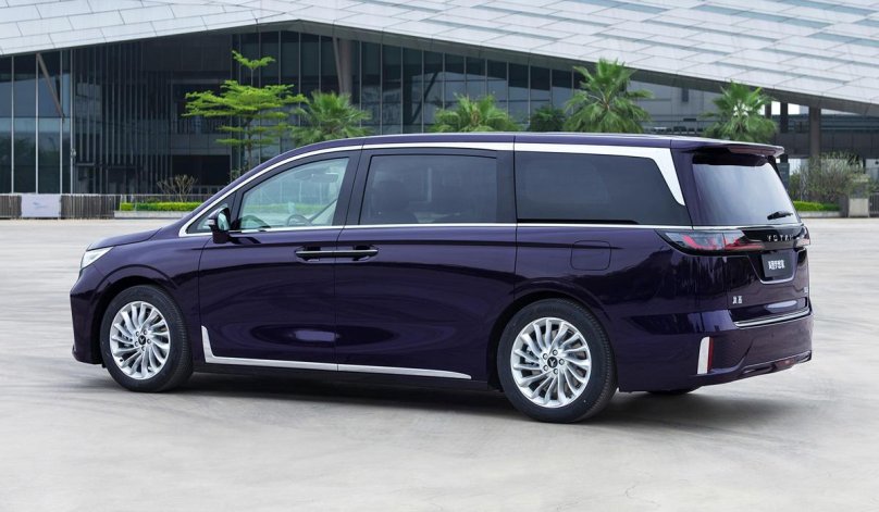 Китайский минивэн voyah