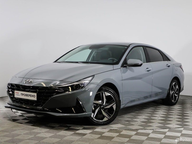 Hyundai Элантра 2021 дрифт на снегу