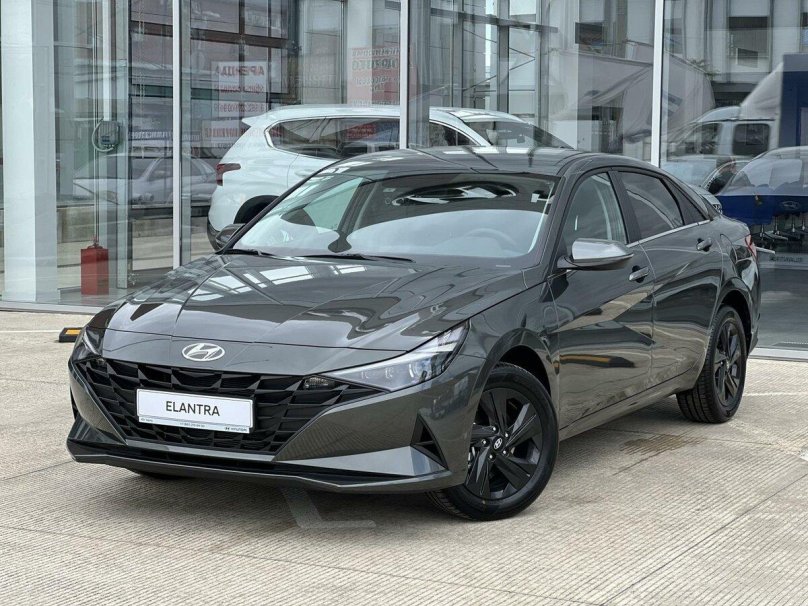 Hyundai Elantra 2022