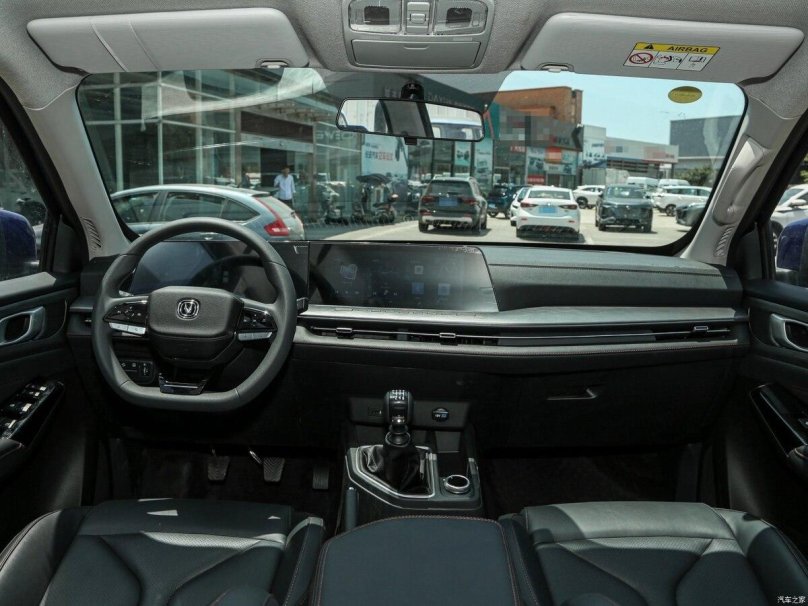 Changan Hunter Plus 2023 салон