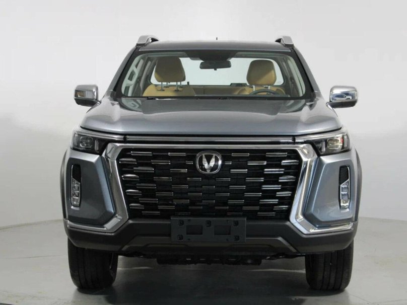 Changan Hunter Plus темно серый