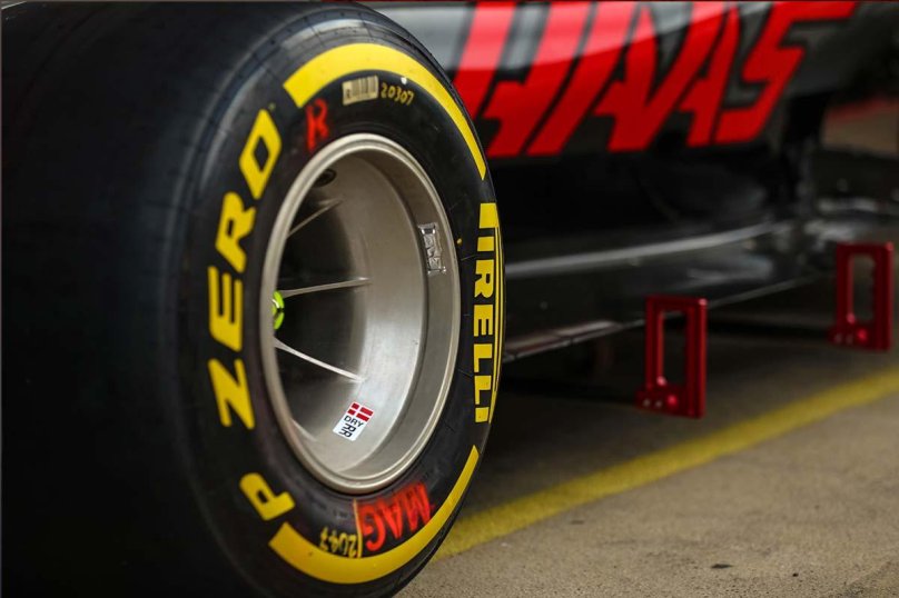 Pirelli p Zero f1