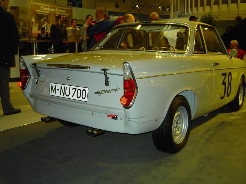 BMW 700 Sport