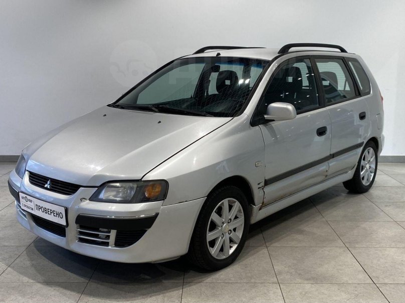 Mitsubishi Space Star 2002 года