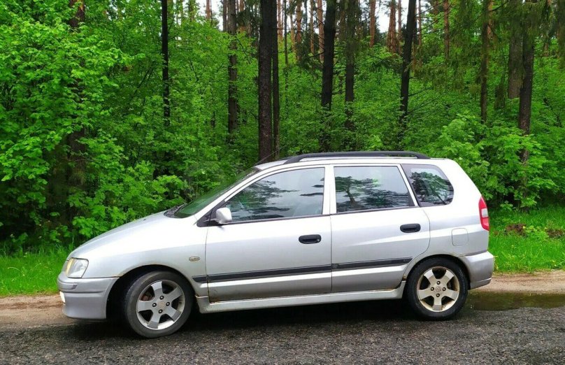 Mitsubishi Space Star 2001