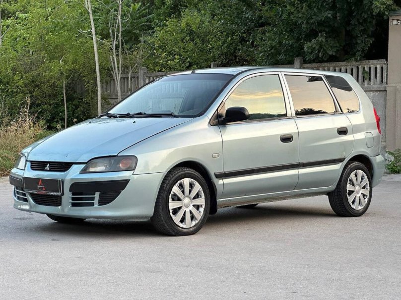 Мицубиси Спейс Стар 1.6 2003