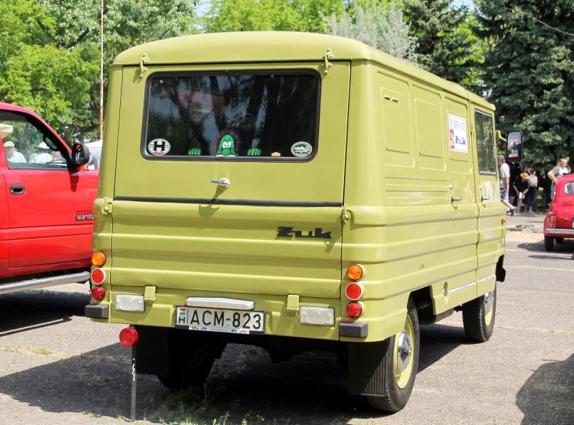 Микроавтобус Жук