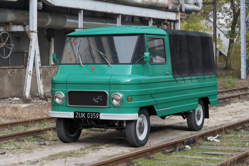 Фургон ZUK a06
