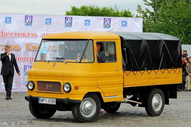 Фургон ZUK a06