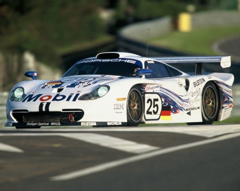 Porsche 911 gt1 le mans