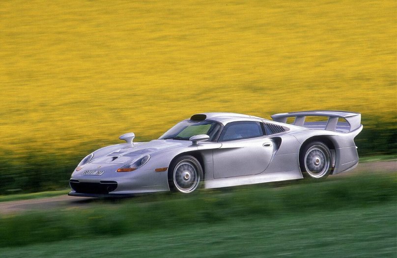 Porsche 911 gt1 Strassenversion