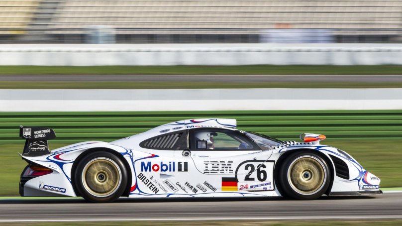 Porsche 911 gt1 1998 le mans