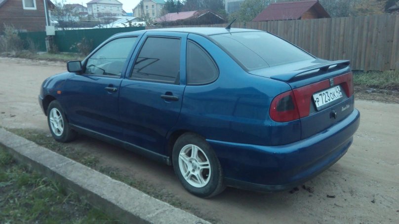 Seat Cordoba седан 1998