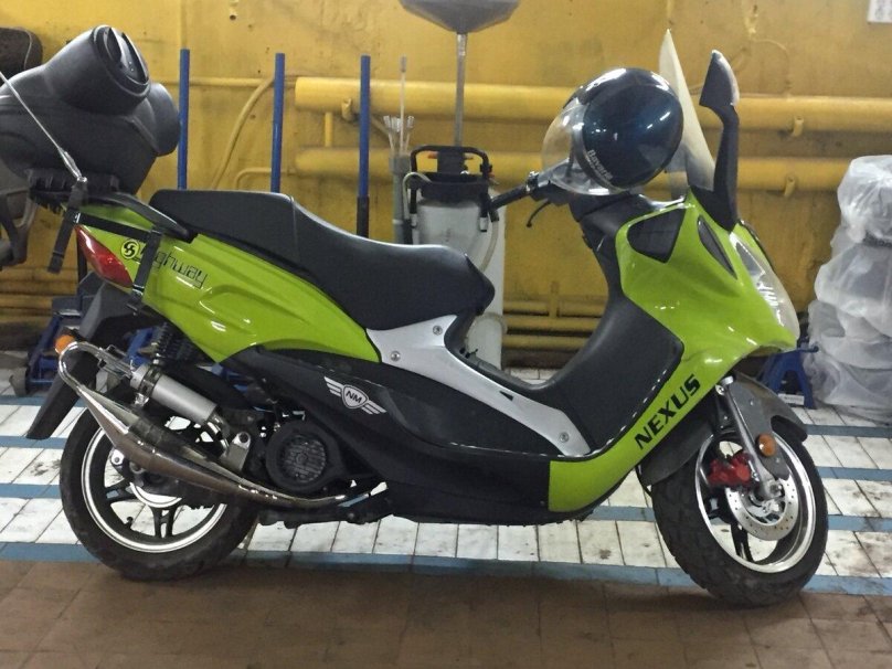 Скутер Nexus 150