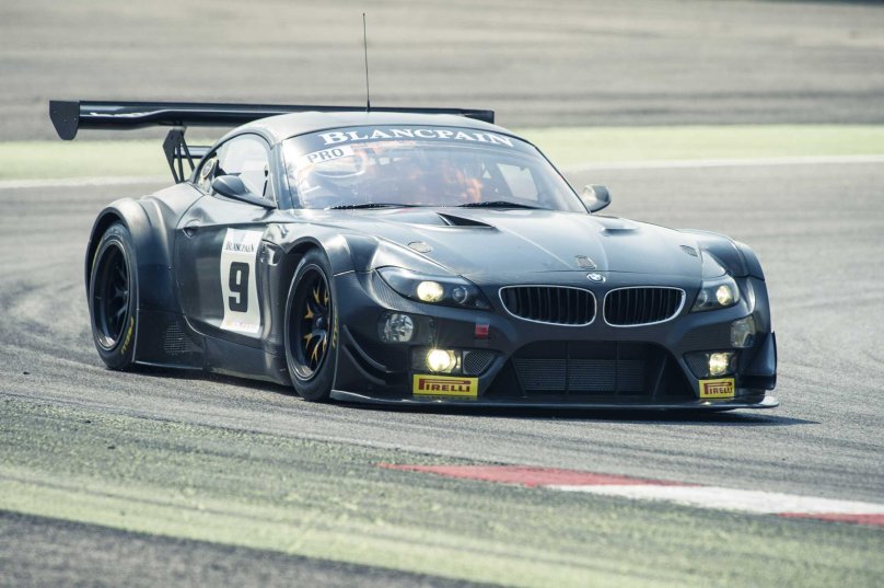 БМВ z4 gt3