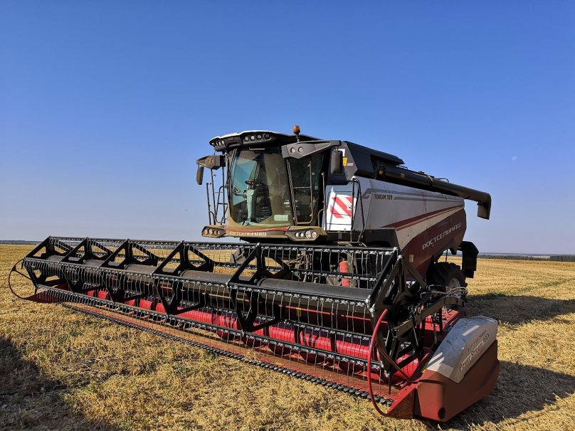 Комбайн Ростсельмаш Торум 780