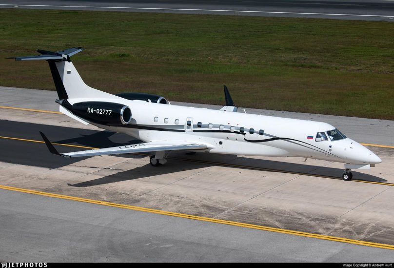 Embraer EMB-135bj Legacy 650
