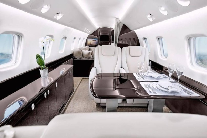 Embraer Legacy 650 салон