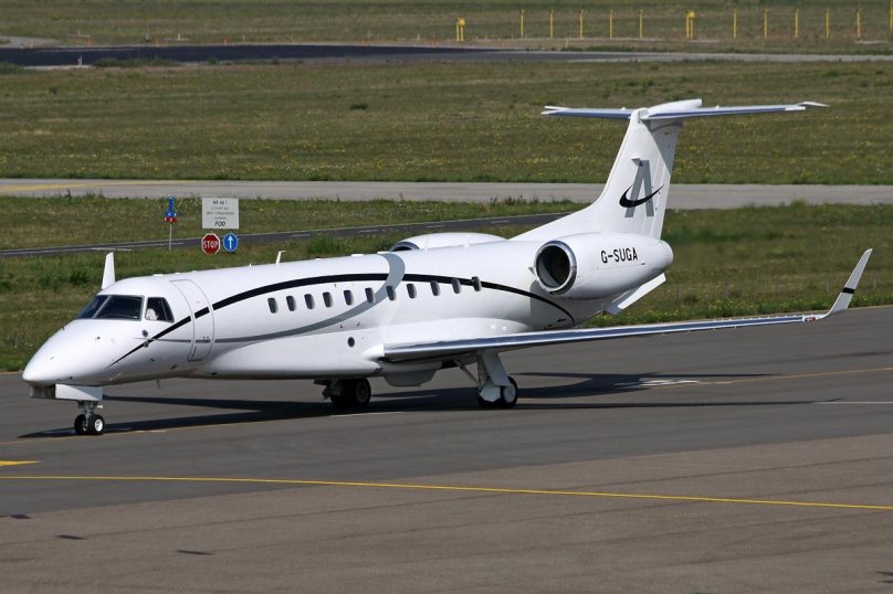 EMB 135bj Legacy 650