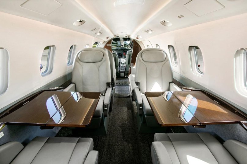 Самолёт Piaggio p.180 Avanti