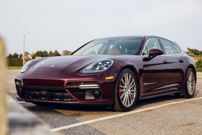 Porsche Panamera 2023