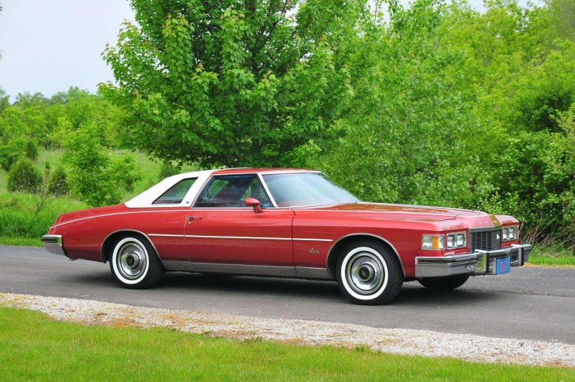Buick Riviera 1976
