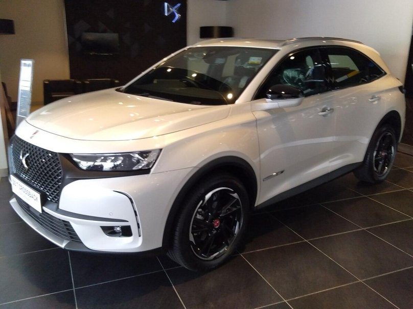 DS 7 Crossback Performance line