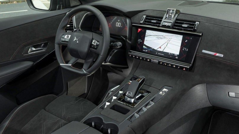 Ситроен ДС 7