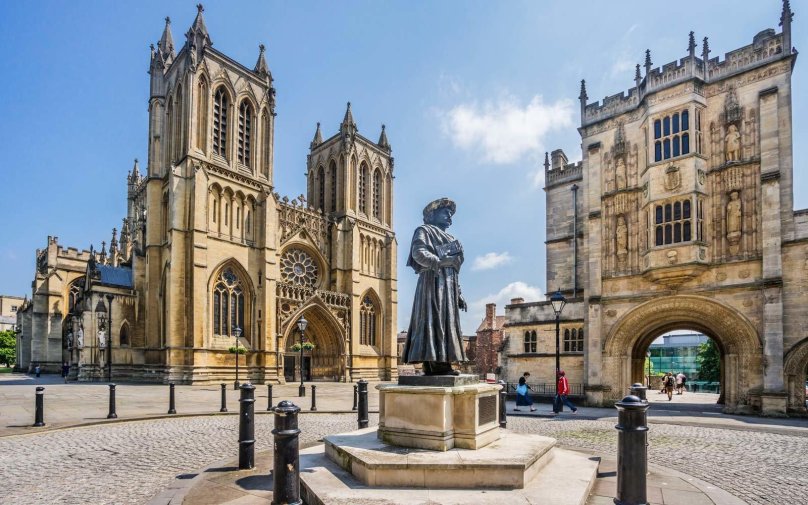 Бристоль город в Англии