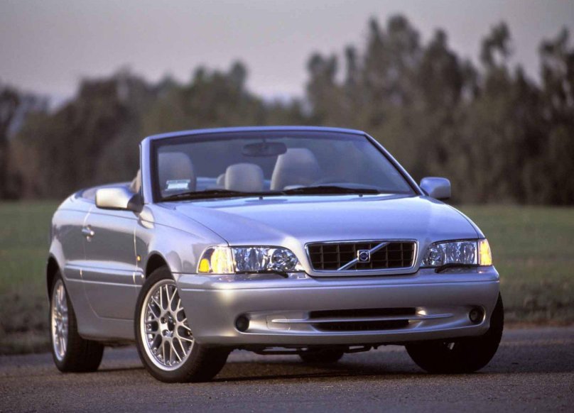 Volvo c70 2000